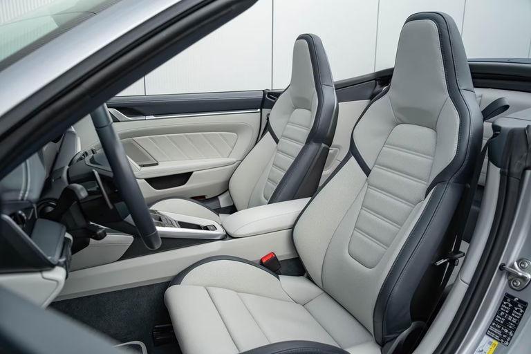 Porsche 992.2 Carrera