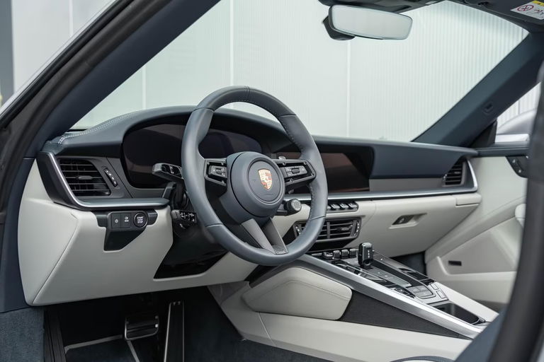 Porsche 992.2 Carrera