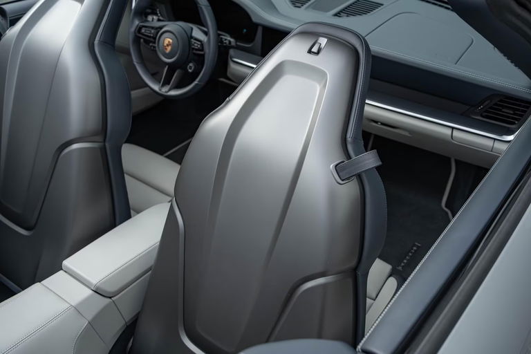 Porsche 992.2 Carrera