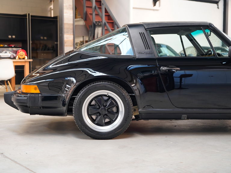 Porsche 911 Carrera 3.2