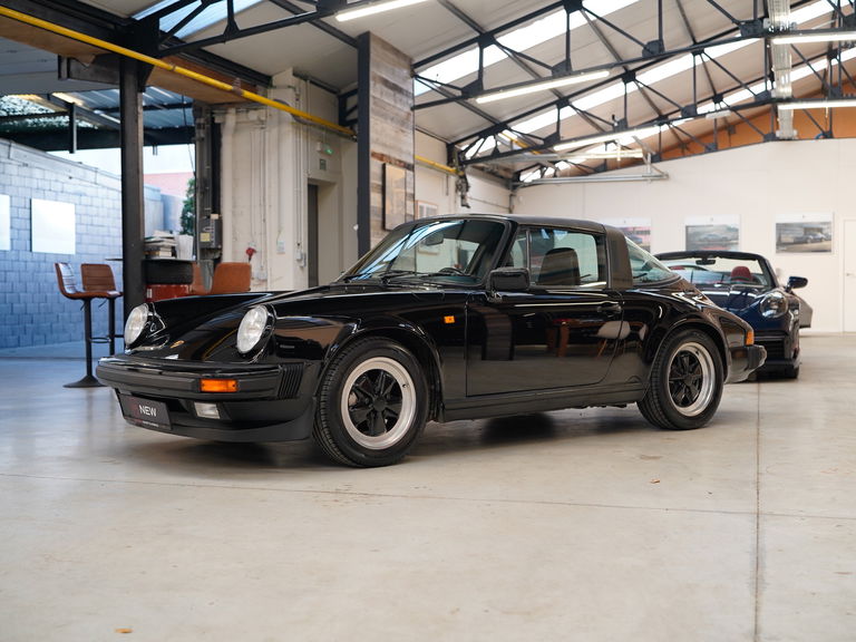 Porsche 911 Carrera 3.2