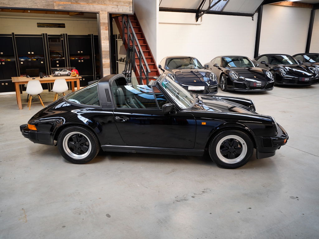 Porsche 911 Carrera 3.2