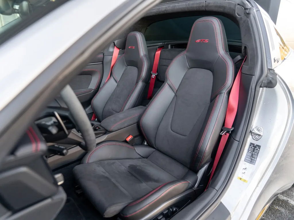 Porsche 992 Targa 4 GTS