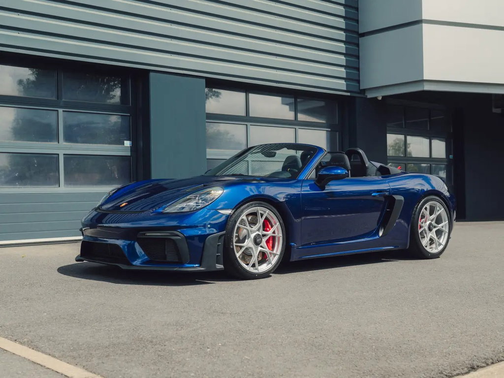Porsche 718 Spyder RS