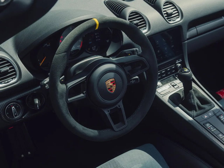 Porsche 718 Spyder RS