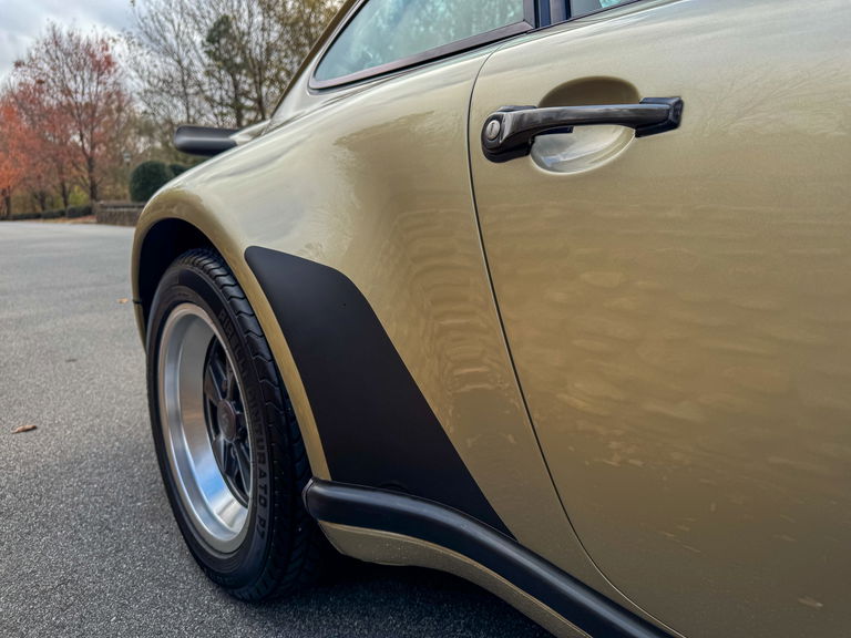 Porsche 911 Turbo 3.0 (US)