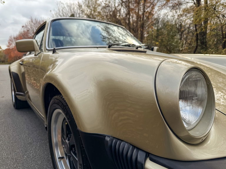 Porsche 911 Turbo 3.0 (US)