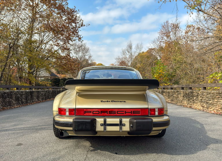 Porsche 911 Turbo 3.0 (US)