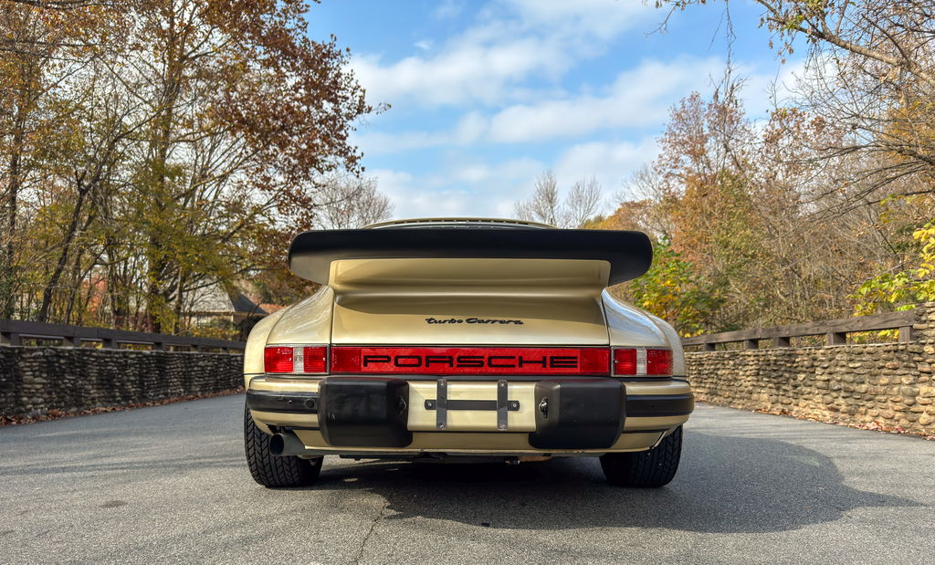 Porsche 911 Turbo 3.0 (US)