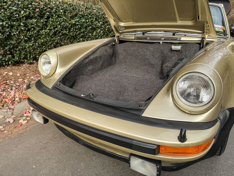 Porsche 911 Turbo 3.0 (US)