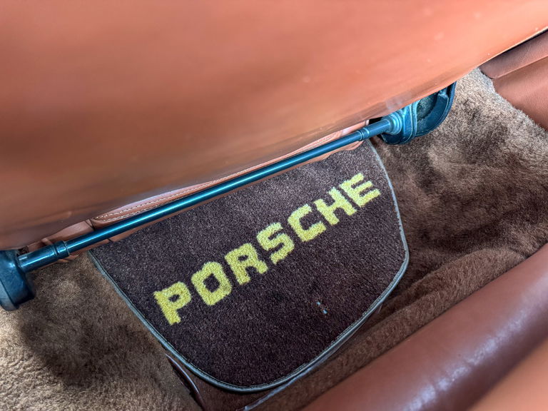 Porsche 911 Turbo 3.0 (US)