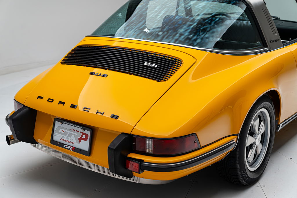 Porsche 911 E