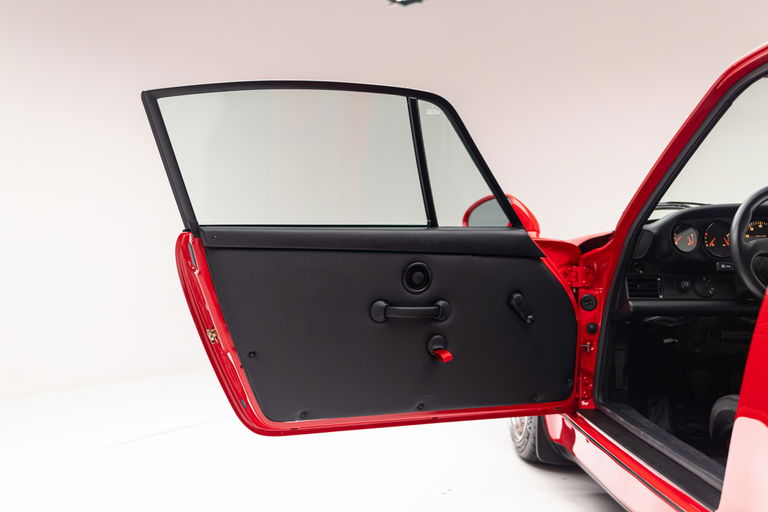 Porsche 964 Carrera RS 3.8