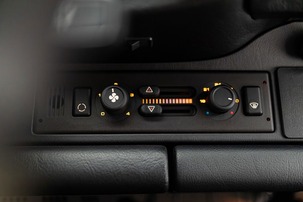 Porsche 964 Carrera RS 3.8