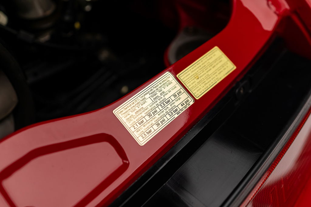 Porsche 964 Carrera RS 3.8