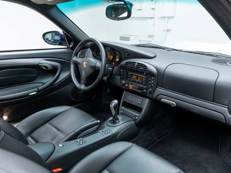 Porsche 996 Carrera 4S