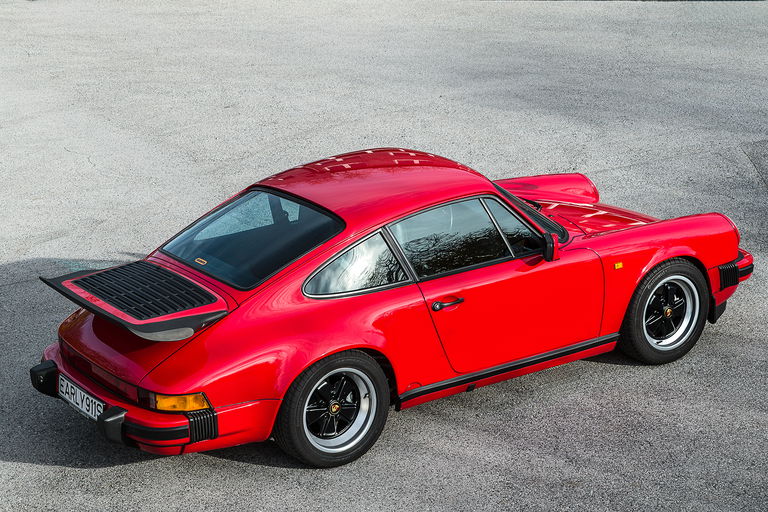 Porsche 911 Carrera 3.2 Clubsport