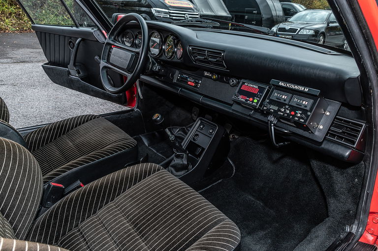 Porsche 911 Carrera 3.2 Clubsport