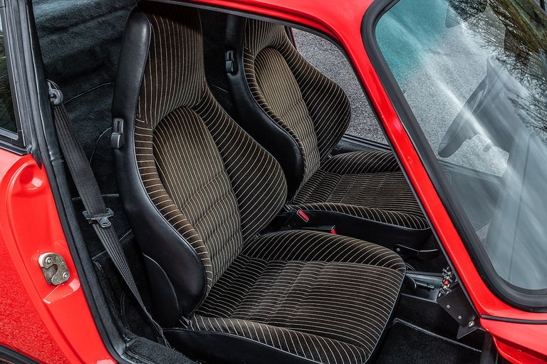 Porsche 911 Carrera 3.2 Clubsport