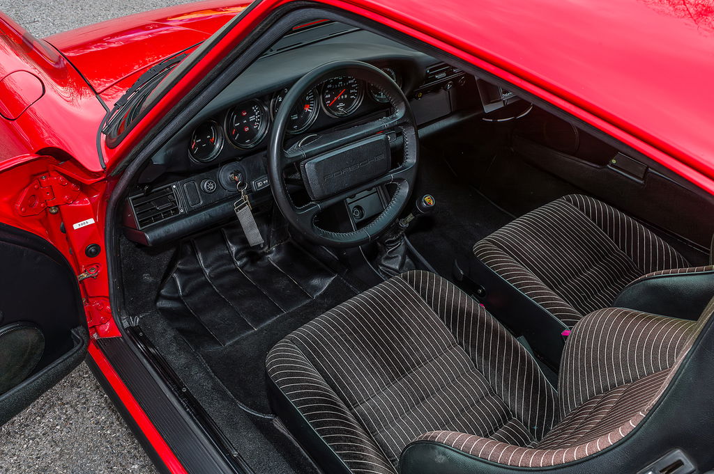 Porsche 911 Carrera 3.2 Clubsport