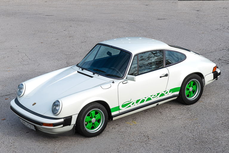 Porsche 911 Carrera 2.7