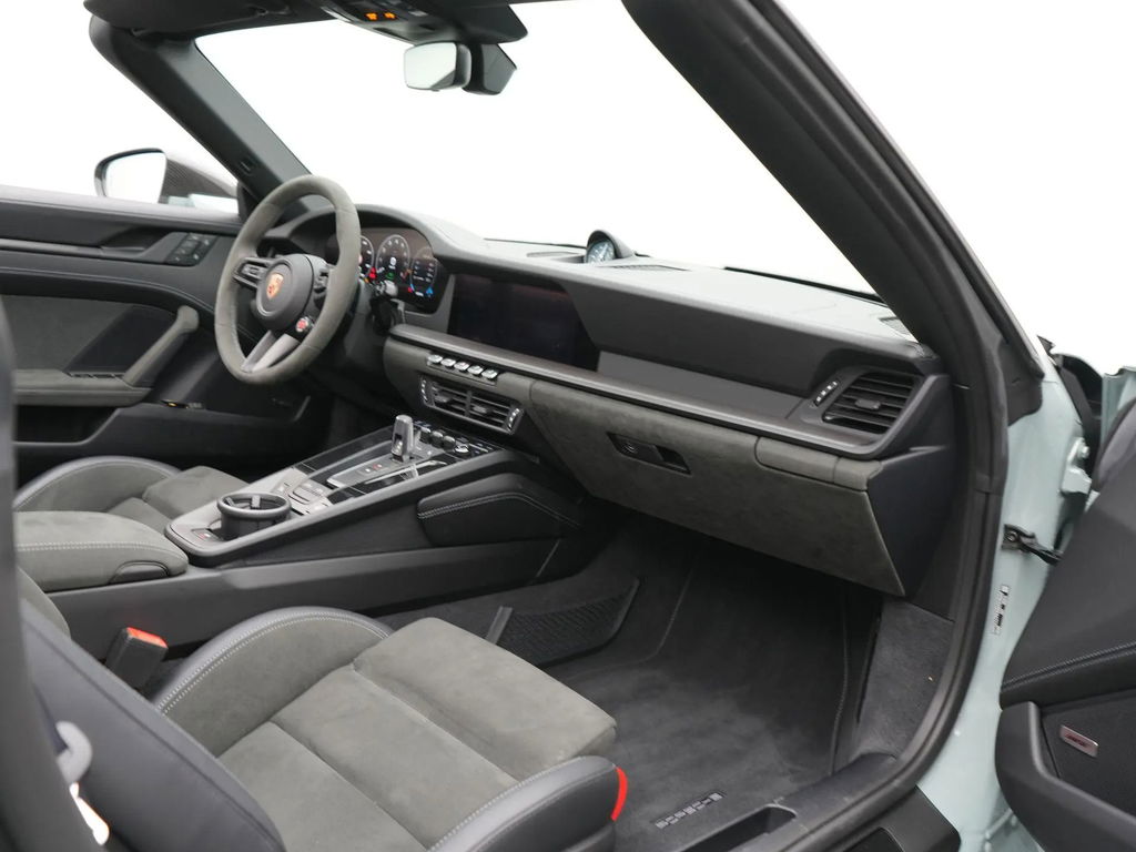 Porsche 992.2 Targa 4 GTS