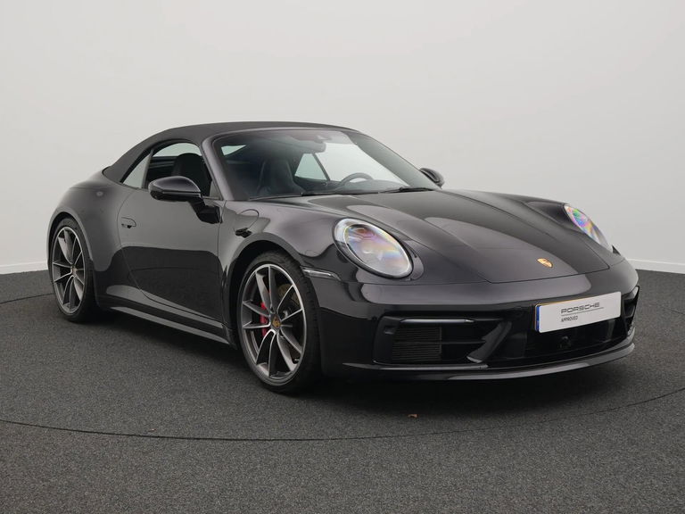 Porsche 992 Carrera 4S