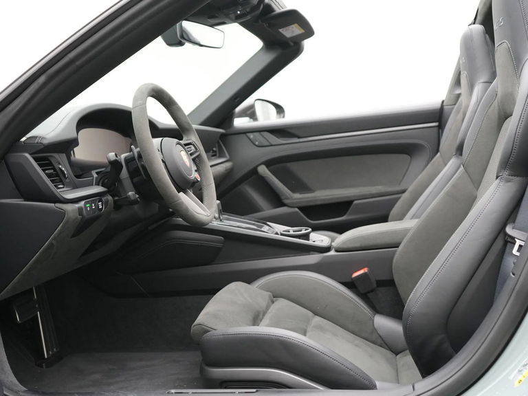 Porsche 992.2 Targa 4 GTS