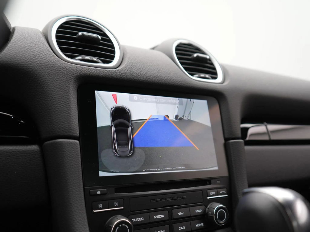 Porsche 718 Cayman T