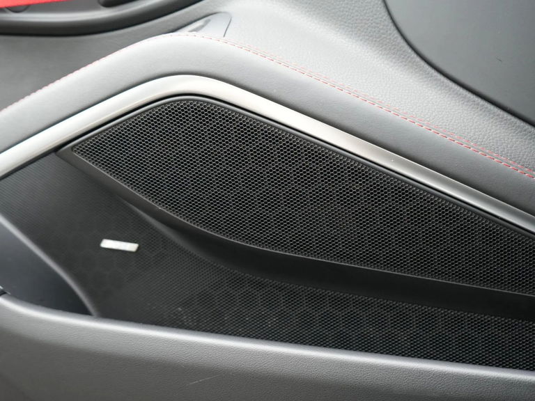 Porsche 718 Cayman T