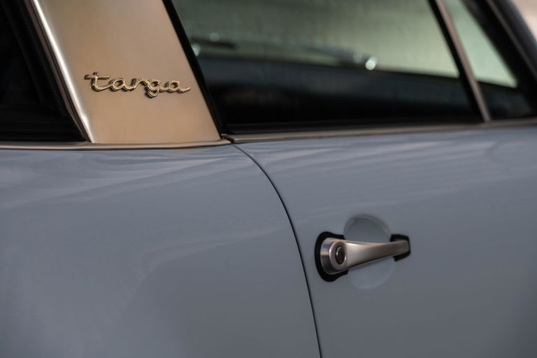 Porsche 911 Backdate