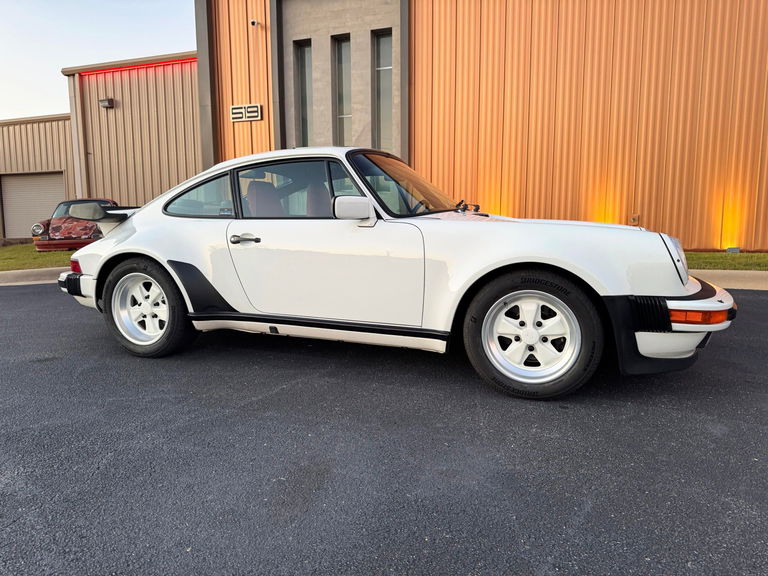Porsche 911 Turbo 3.3 (US)