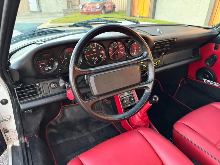 Porsche 911 Turbo 3.3 (US)