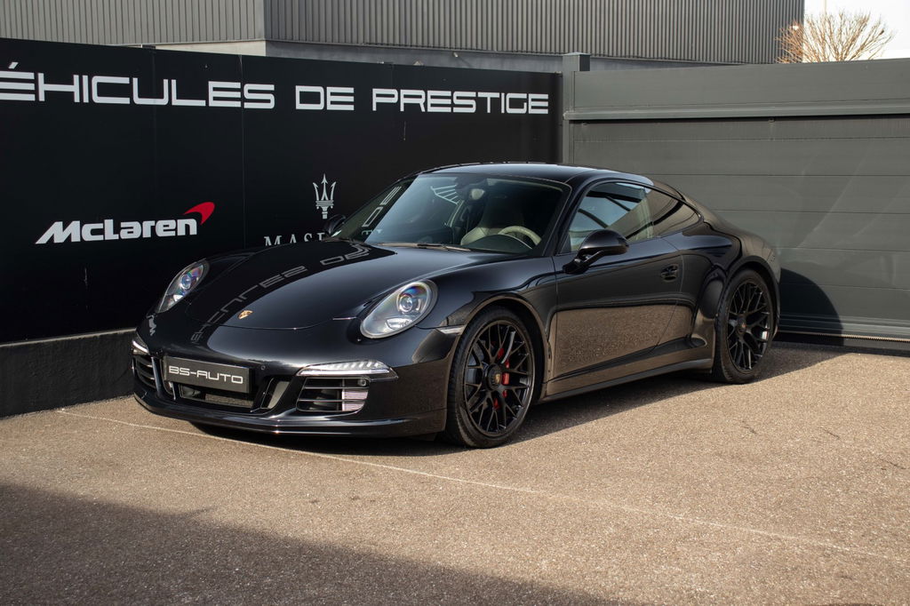 Porsche 991 Carrera GTS