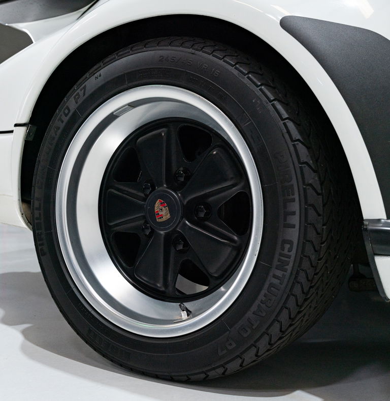 Porsche 911 Turbo 3.3 (US)