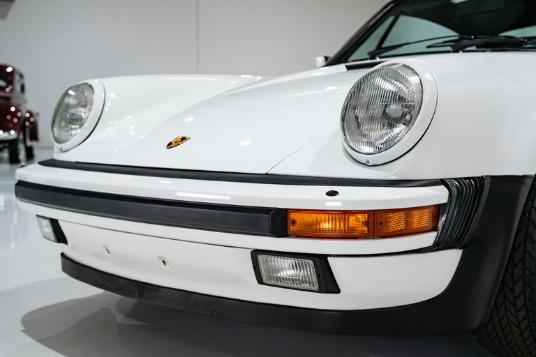 Porsche 911 Turbo 3.3 (US)