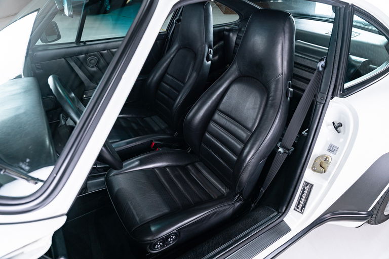 Porsche 911 Turbo 3.3 (US)