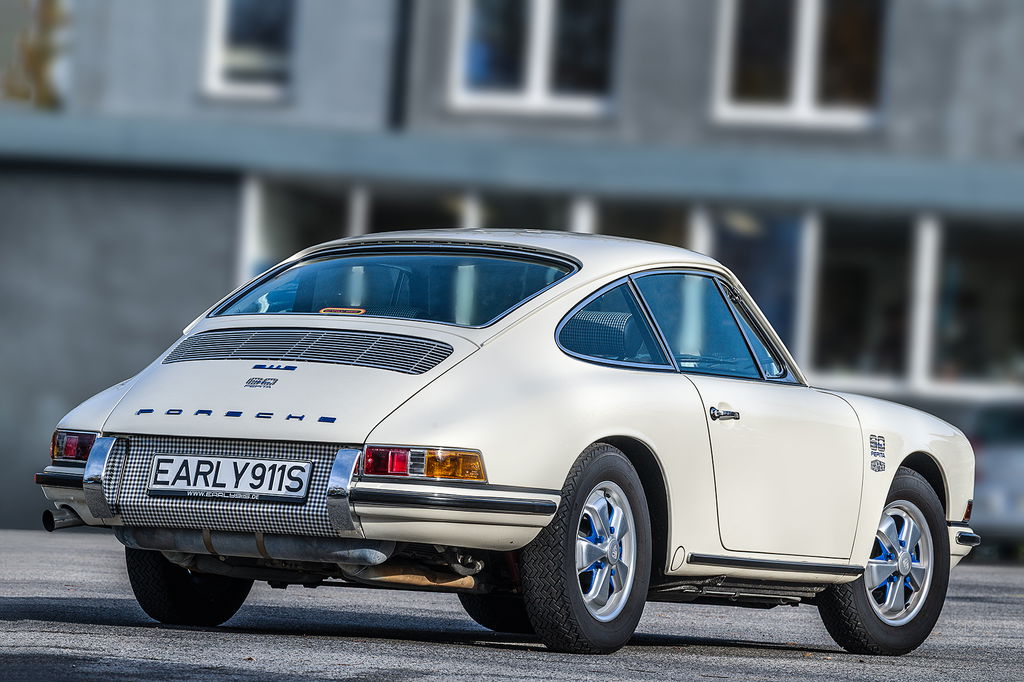 Porsche 911 S (F-Modell)