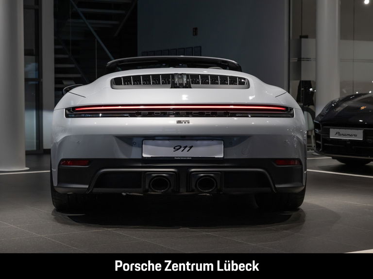 Porsche 992.2 Carrera 4 GTS