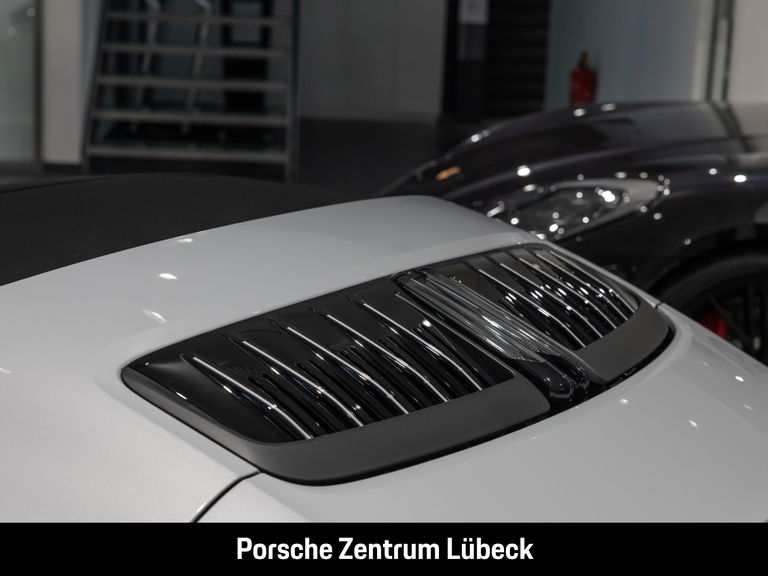 Porsche 992.2 Carrera 4 GTS