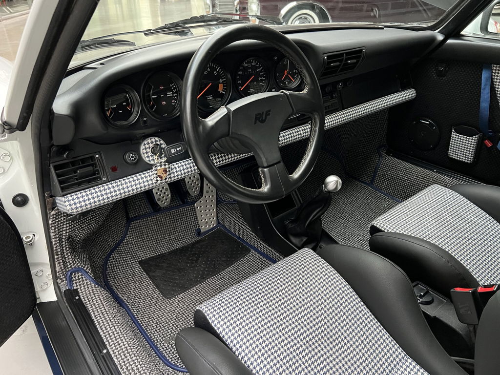 Porsche 911 Modified