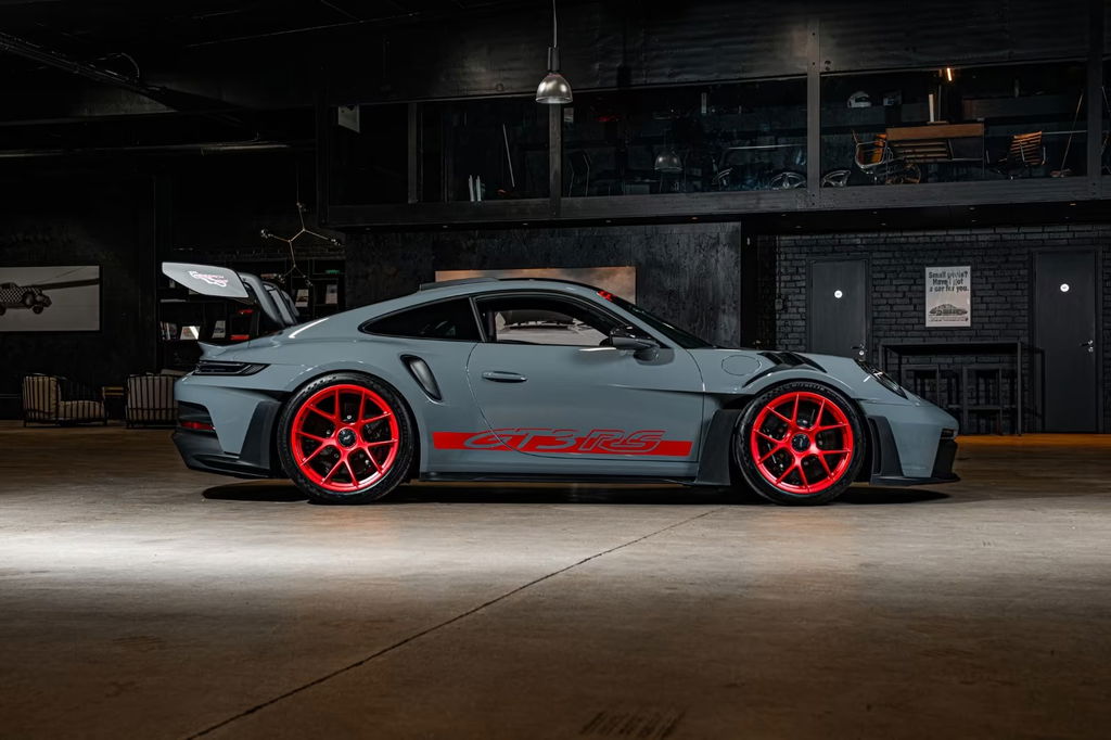 Porsche 992 GT3 RS