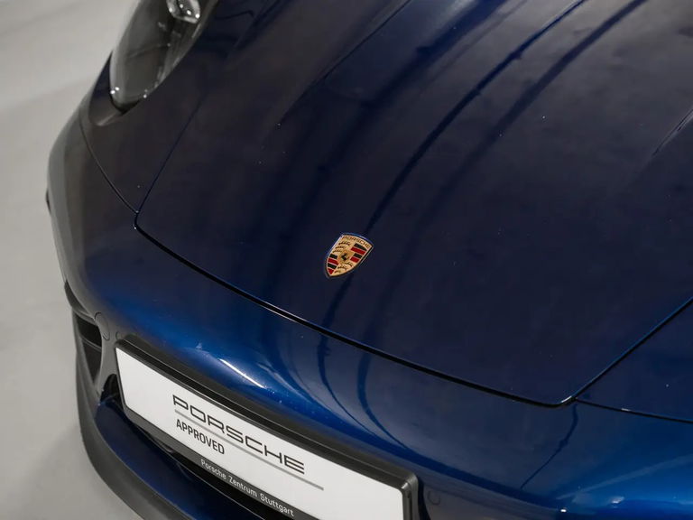Porsche 992 Carrera GTS