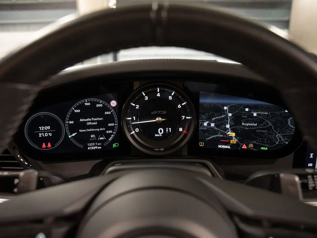 Porsche 992 Carrera GTS