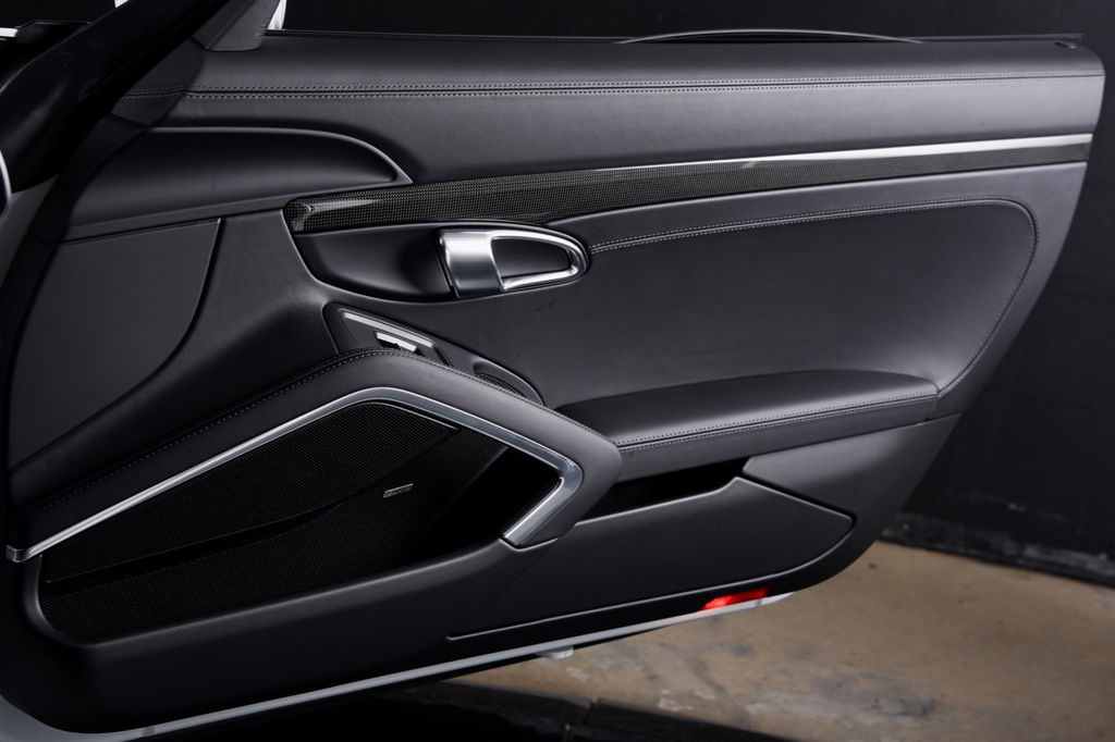 Porsche 991.2 Carrera GTS