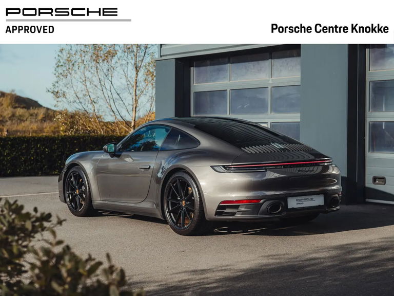 Porsche 992 Carrera