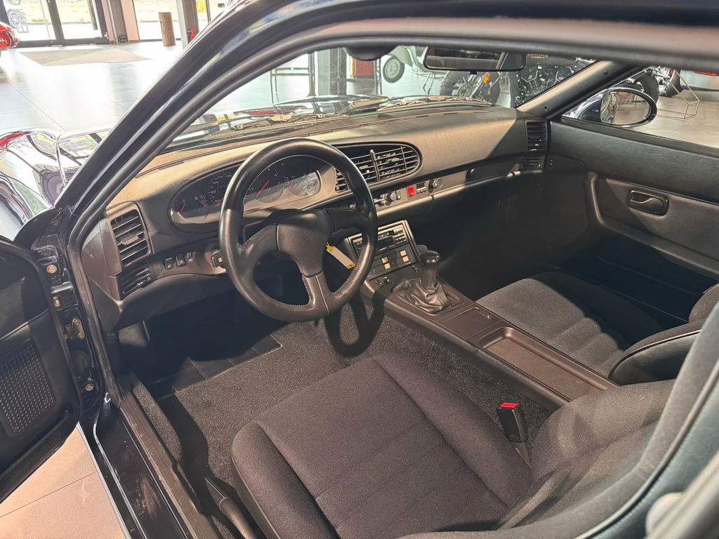 Porsche 968 Club Sport