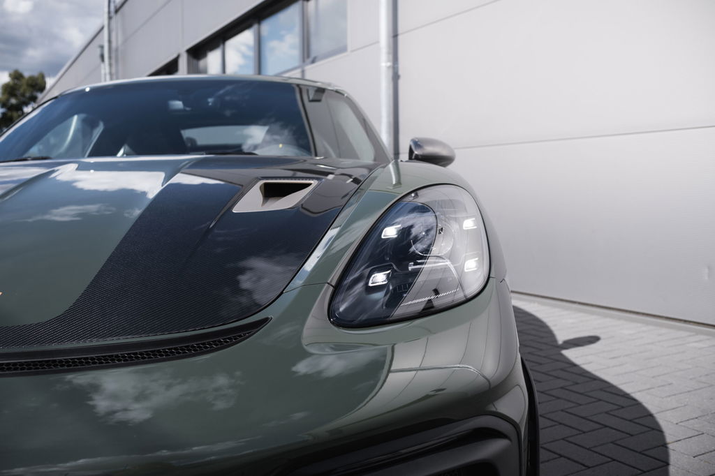 Porsche 718 Cayman GT4 RS