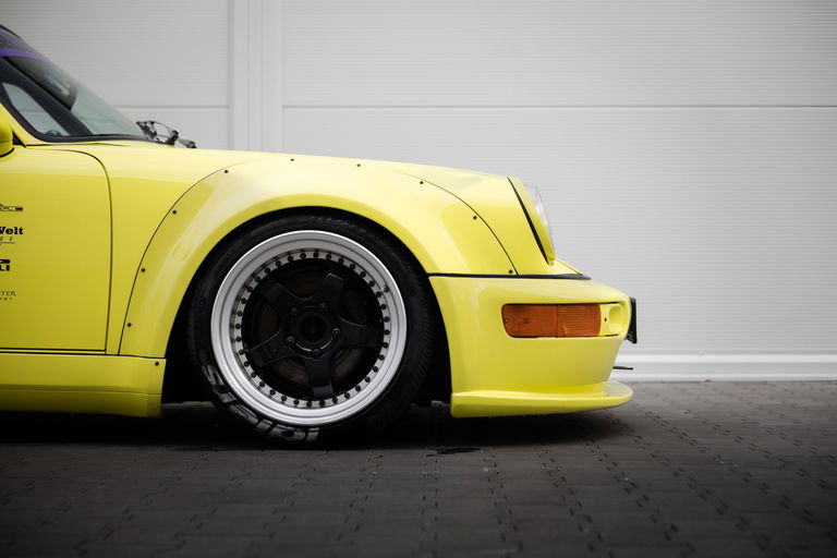 Porsche 911 by RWB