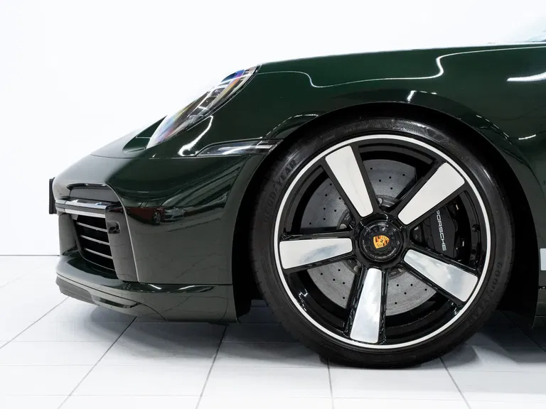 Porsche 992 Sport Classic